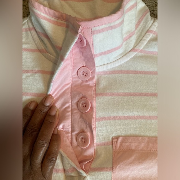 crown & ivy Striped mock neck Pullover Sweatshirt. Size Small. - Picture 7 of 14